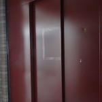 エレベーターの塗装工事。