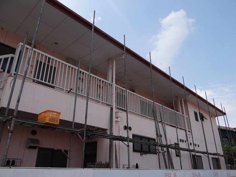 住宅の塗り替え工事。