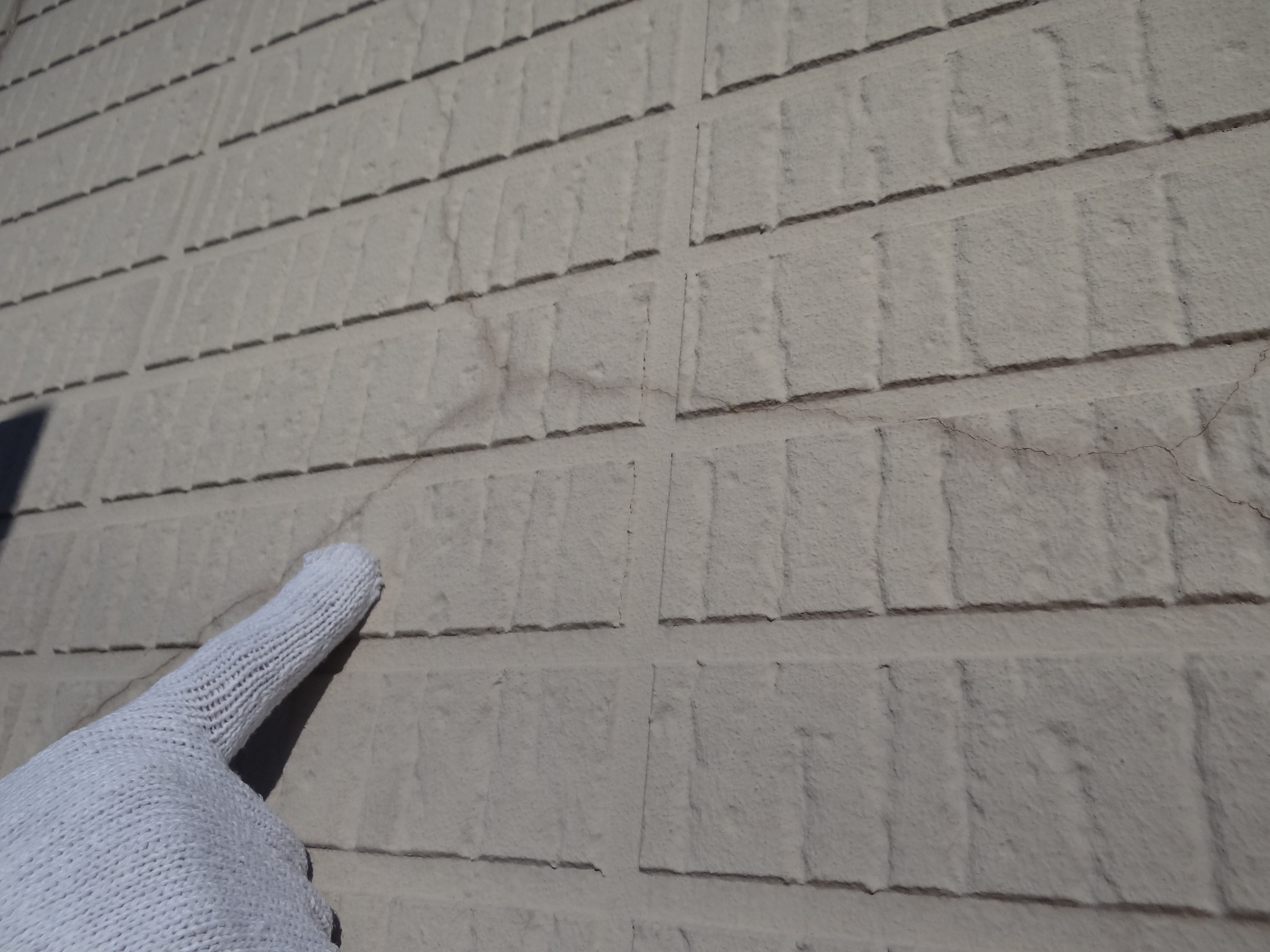 ヘアークラックの処理と塗装。