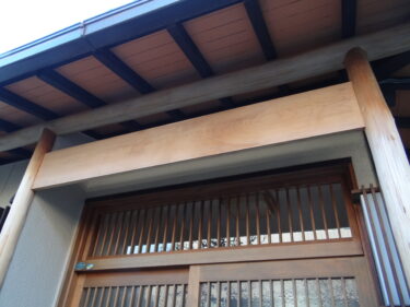 木部塗装の仕上げはキシラデコール。