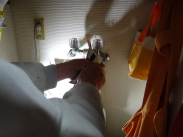 給水管の入れ替え。