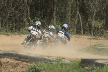 団子三兄弟の走行。