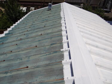 屋根の錆止め。